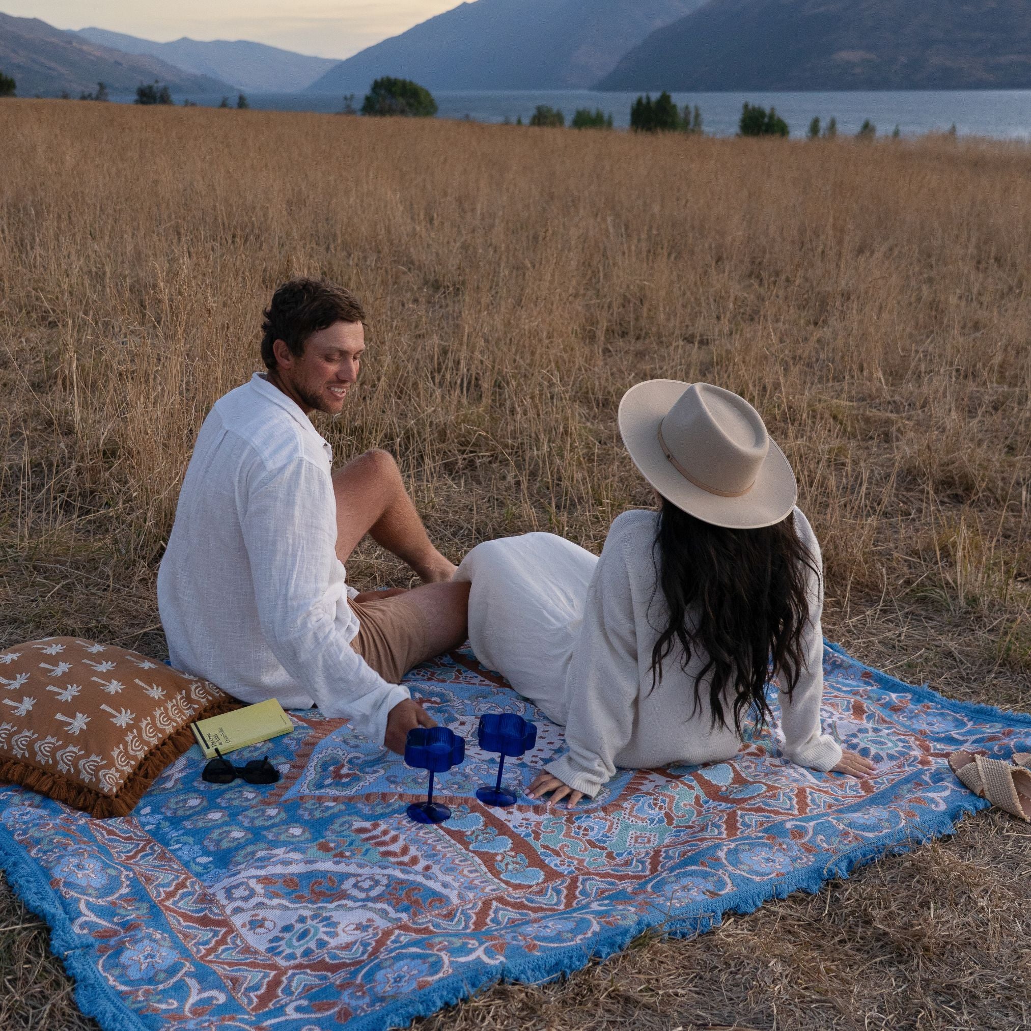 Zephyr Best Picnic Rug USA