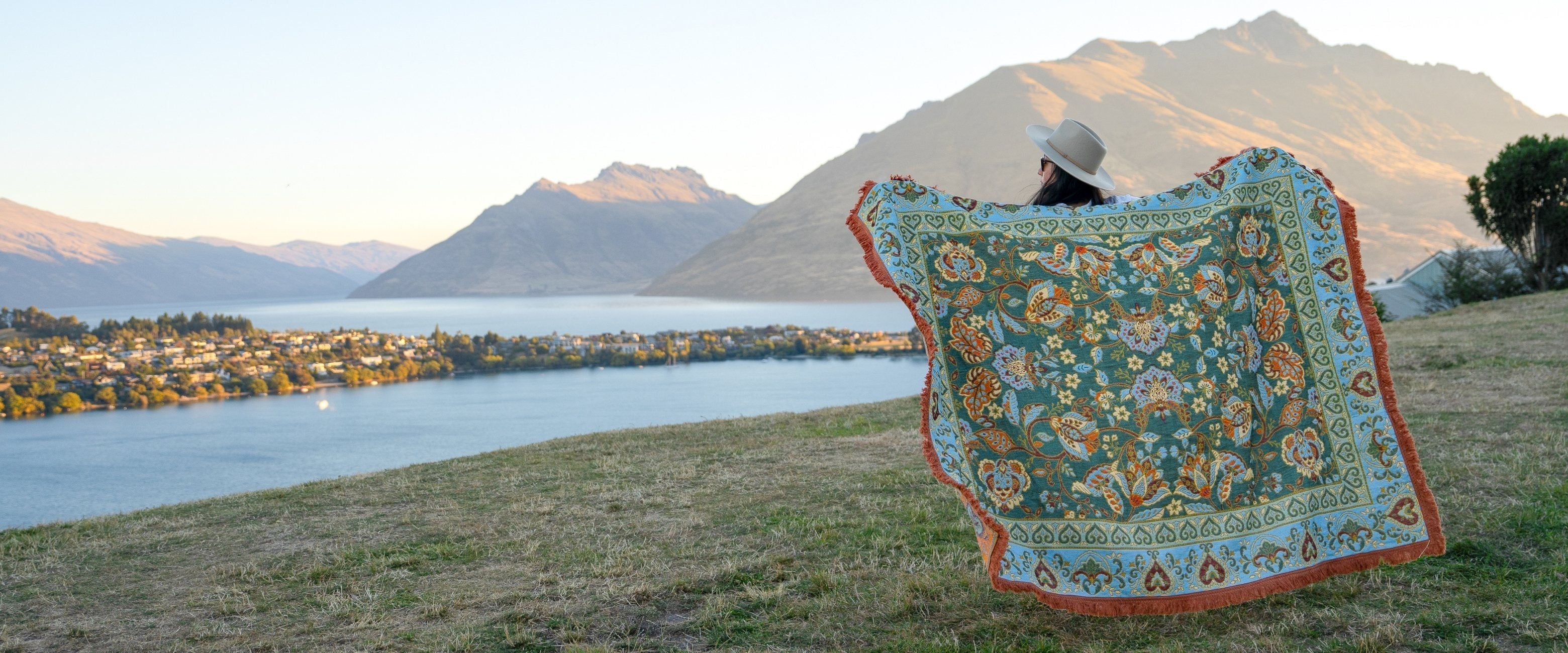 Best Bohemian Picnic Blankets USA