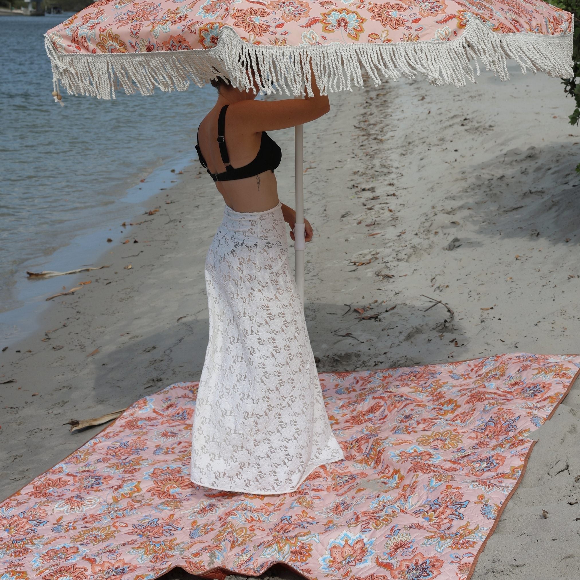Bellflower Waterproof Picnic Rug