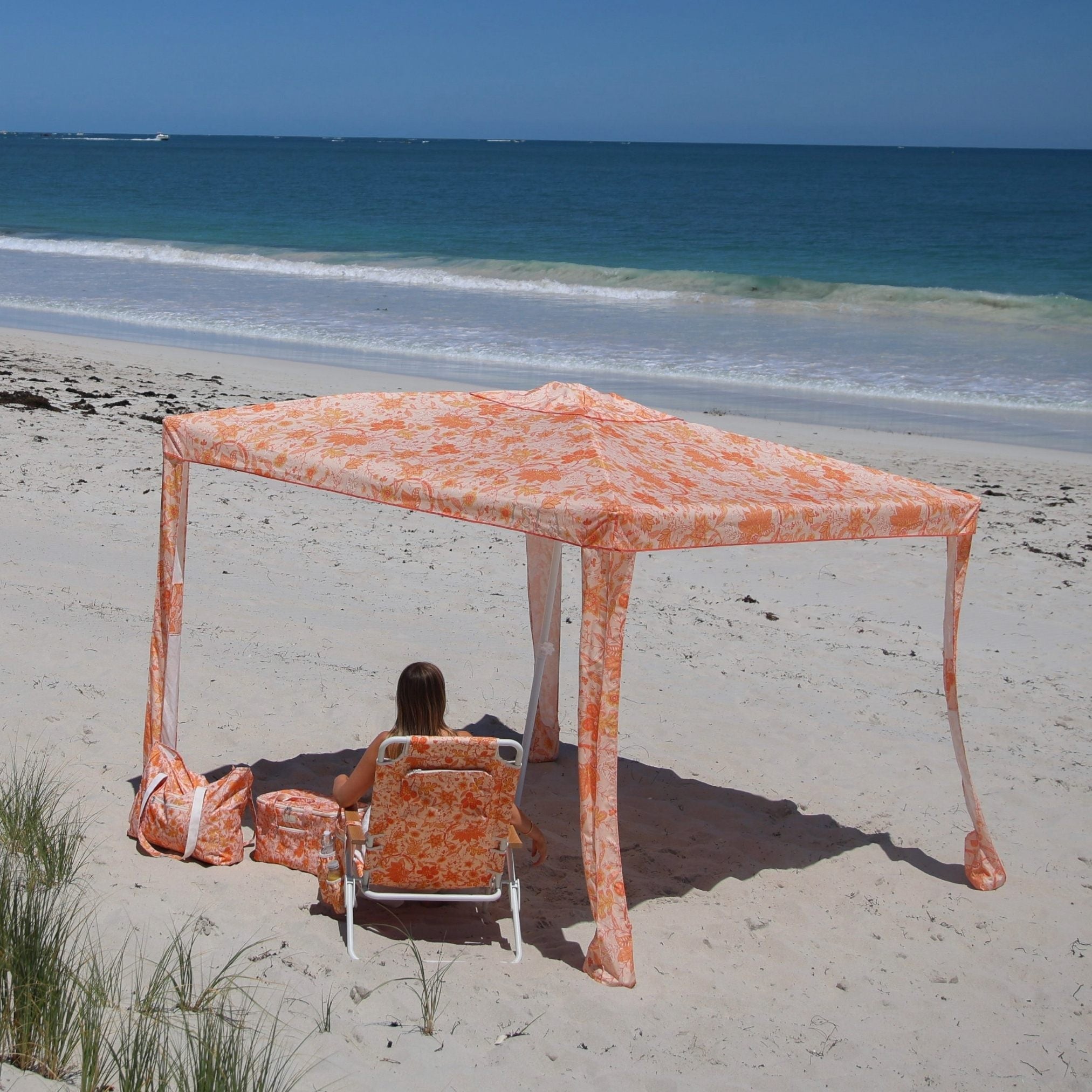 Del Sol Beach Cabana