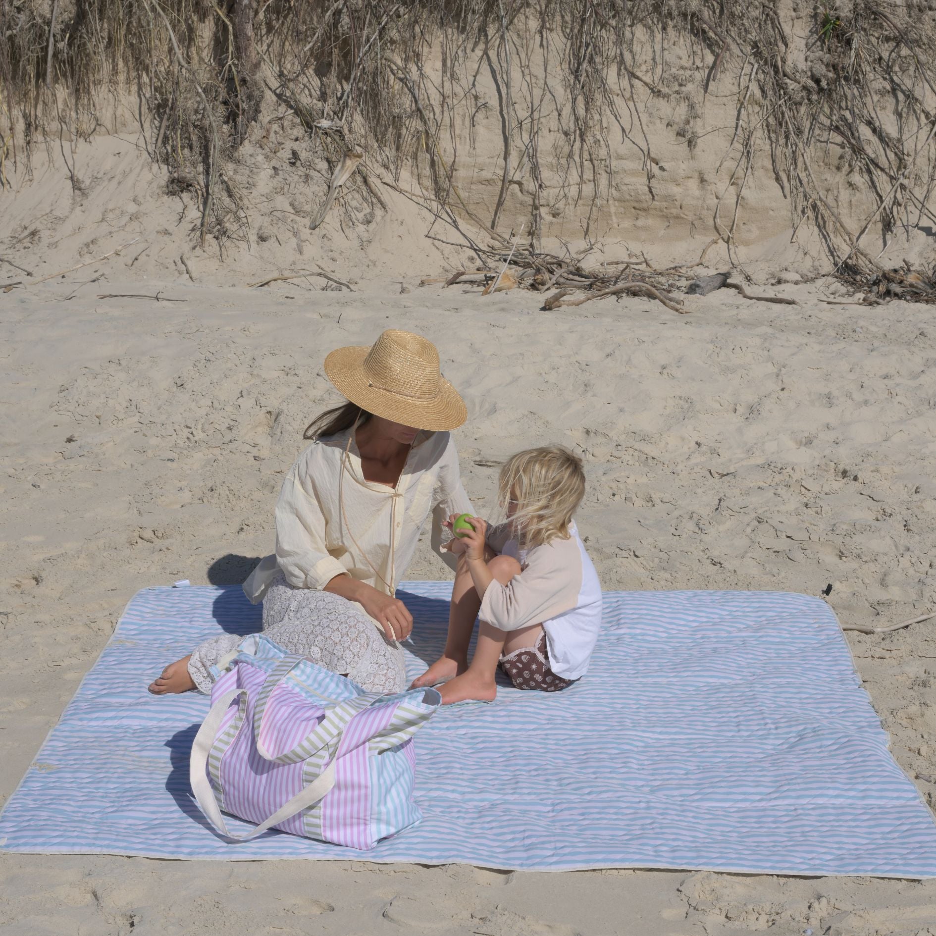 Fiesta Reversible Waterproof Picnic Rug XL
