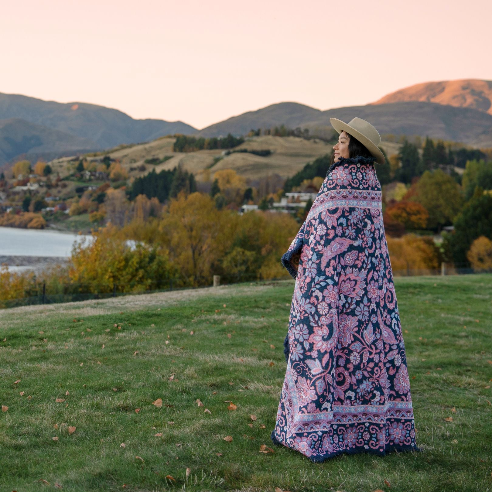 Midnight Woven Picnic Rug XL