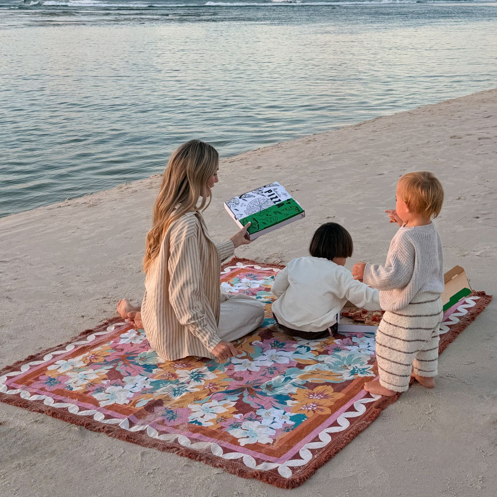 Zinnia Woven Picnic Rug XL