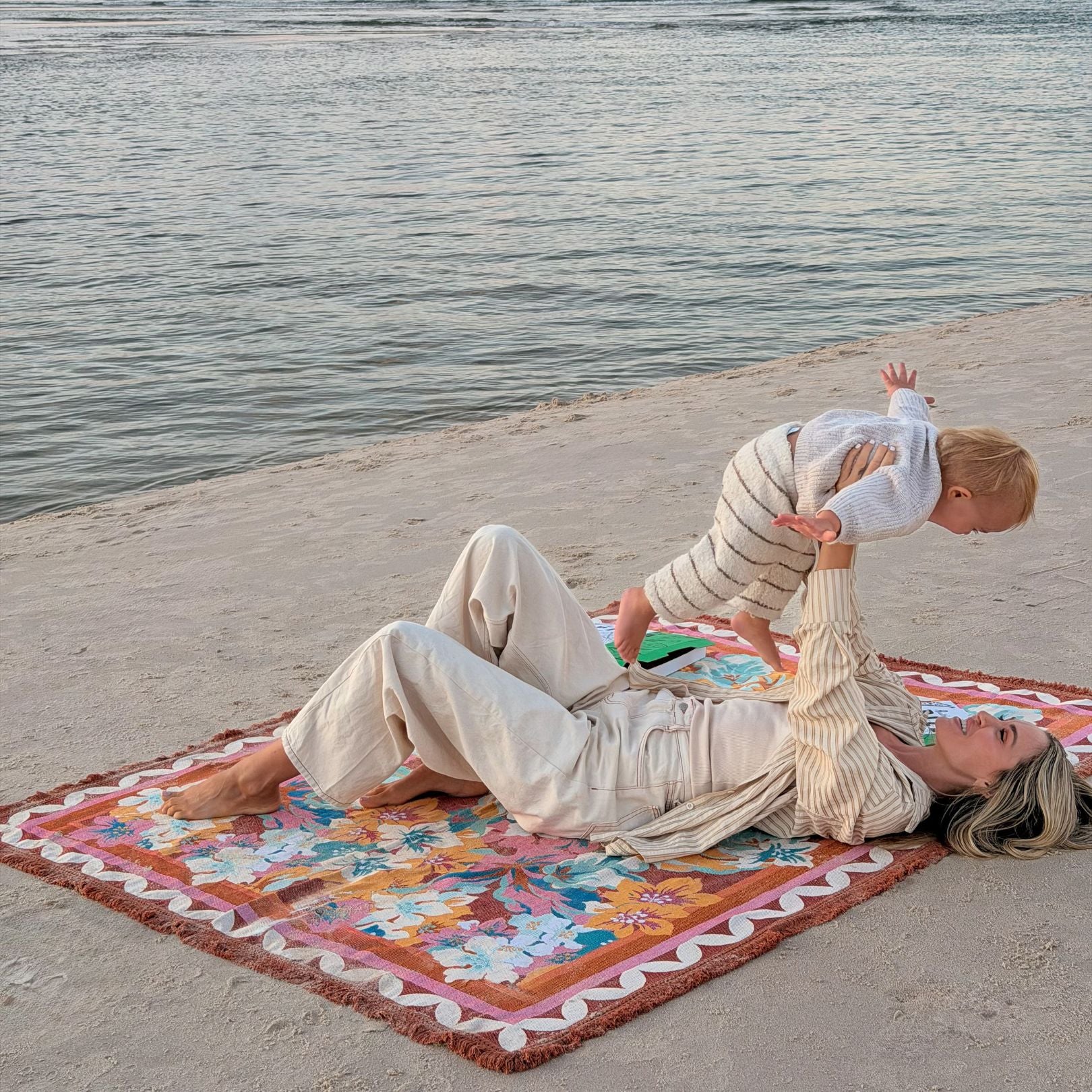 Zinnia Woven Picnic Rug XL
