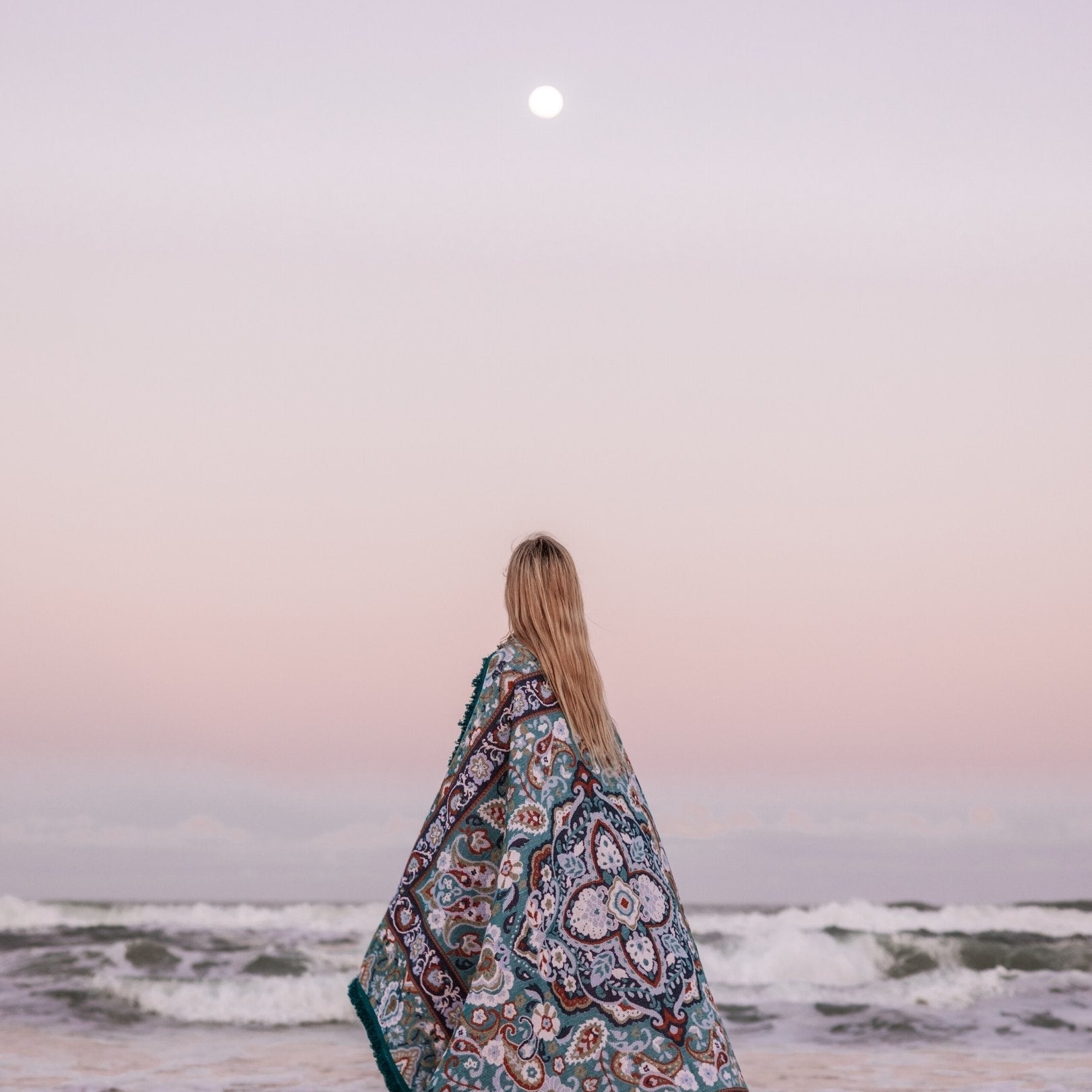 Luna Woven Picnic Rug